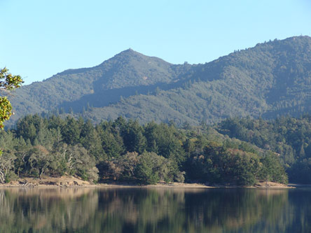 Bon Tempe Lake pic